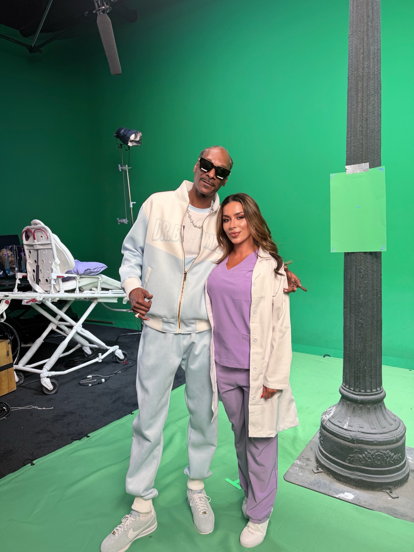 Nacya Marreiro with Snoop Dogg